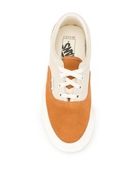 Baskets basses en daim tabac Vans