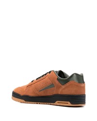 Baskets basses en daim tabac Puma