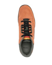 Baskets basses en daim tabac Puma