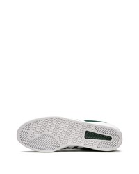 Baskets basses en daim vert foncé adidas