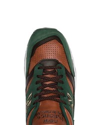 Baskets basses en daim vert foncé New Balance