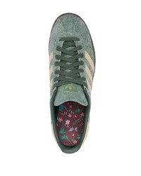 Baskets basses en daim vert menthe adidas