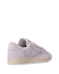 Baskets basses en daim violet clair Reebok