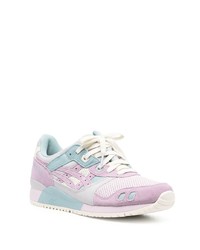 Baskets basses en daim violet clair Asics