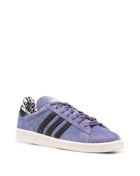 Baskets basses en daim violet clair adidas