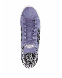 Baskets basses en daim violet clair adidas