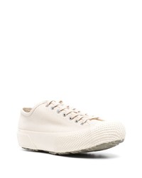 Baskets basses en toile beiges Superga