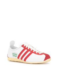 Baskets basses en toile blanc et rouge adidas