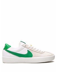 Baskets basses en toile blanc et vert Nike