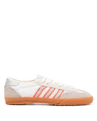 Baskets basses en toile blanches adidas