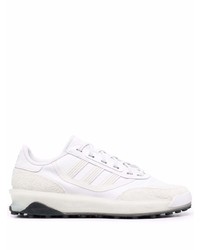 Baskets basses en toile blanches adidas