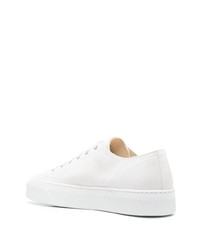 Baskets basses en toile blanches Common Projects