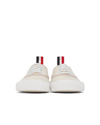 Baskets basses en toile blanches Thom Browne