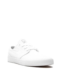 Baskets basses en toile blanches Nike