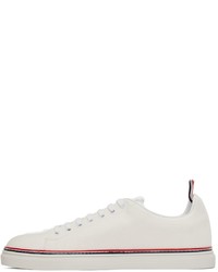 Baskets basses en toile blanches Thom Browne