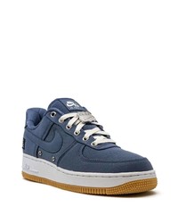 Baskets basses en toile bleu marine Nike