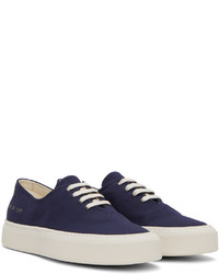 Baskets basses en toile bleu marine Common Projects