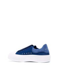 Baskets basses en toile bleu marine Alexander McQueen