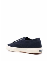 Baskets basses en toile bleu marine Superga