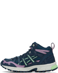 Baskets basses en toile bleu marine Asics