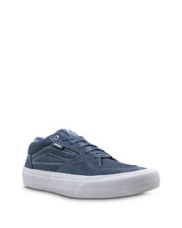 Baskets basses en toile bleu marine Vans