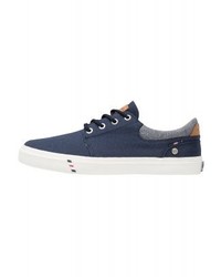 Baskets basses en toile bleu marine Wrangler