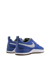 Baskets basses en toile bleues Nike