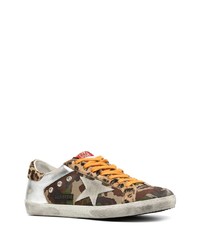 Baskets basses en toile camouflage marron Golden Goose