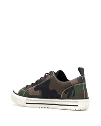 Baskets basses en toile camouflage olive Valentino Garavani