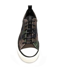 Baskets basses en toile camouflage olive Valentino Garavani