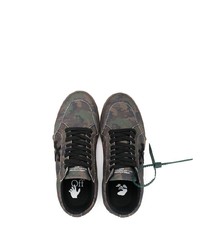 Baskets basses en toile camouflage vert foncé Off-White