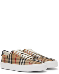 Baskets basses en toile écossaises marron clair Burberry