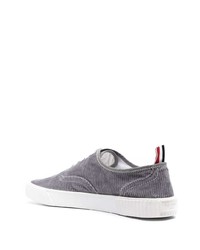 Baskets basses en toile grises Thom Browne