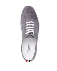 Baskets basses en toile grises Thom Browne