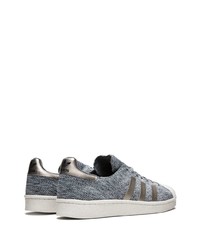 Baskets basses en toile grises adidas