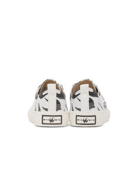 Baskets basses en toile imprimées blanches et noires McQ Alexander McQueen