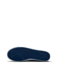 Baskets basses en toile imprimées bleues Nike