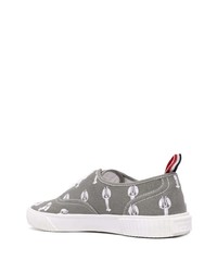 Baskets basses en toile imprimées grises Thom Browne