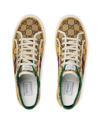 Baskets basses en toile imprimées jaunes Gucci