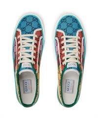 Baskets basses en toile imprimées multicolores Gucci