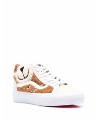 Baskets basses en toile marron Vans