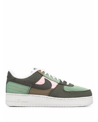 Baskets basses en toile multicolores Nike