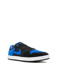 Baskets basses en toile noir et bleu Nike