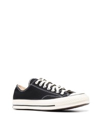 Baskets basses en toile noires et blanches Converse