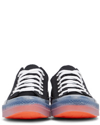 Baskets basses en toile noires Converse