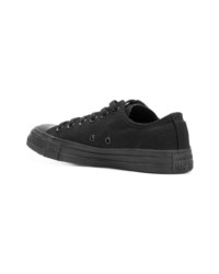 Baskets basses en toile noires Converse