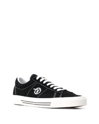 Baskets basses en toile noires Vans