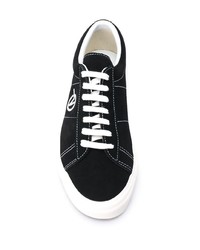 Baskets basses en toile noires Vans