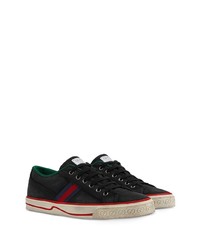 Baskets basses en toile noires Gucci