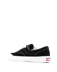 Baskets basses en toile noires Vans